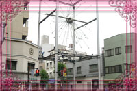 イセザキモール入り口